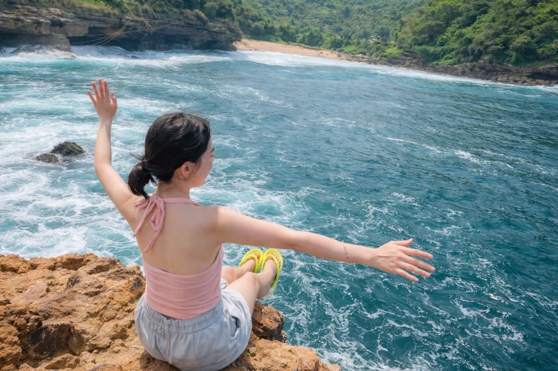 3D2N Jogja Escape: Villa, Cave & Sunrise Ritual